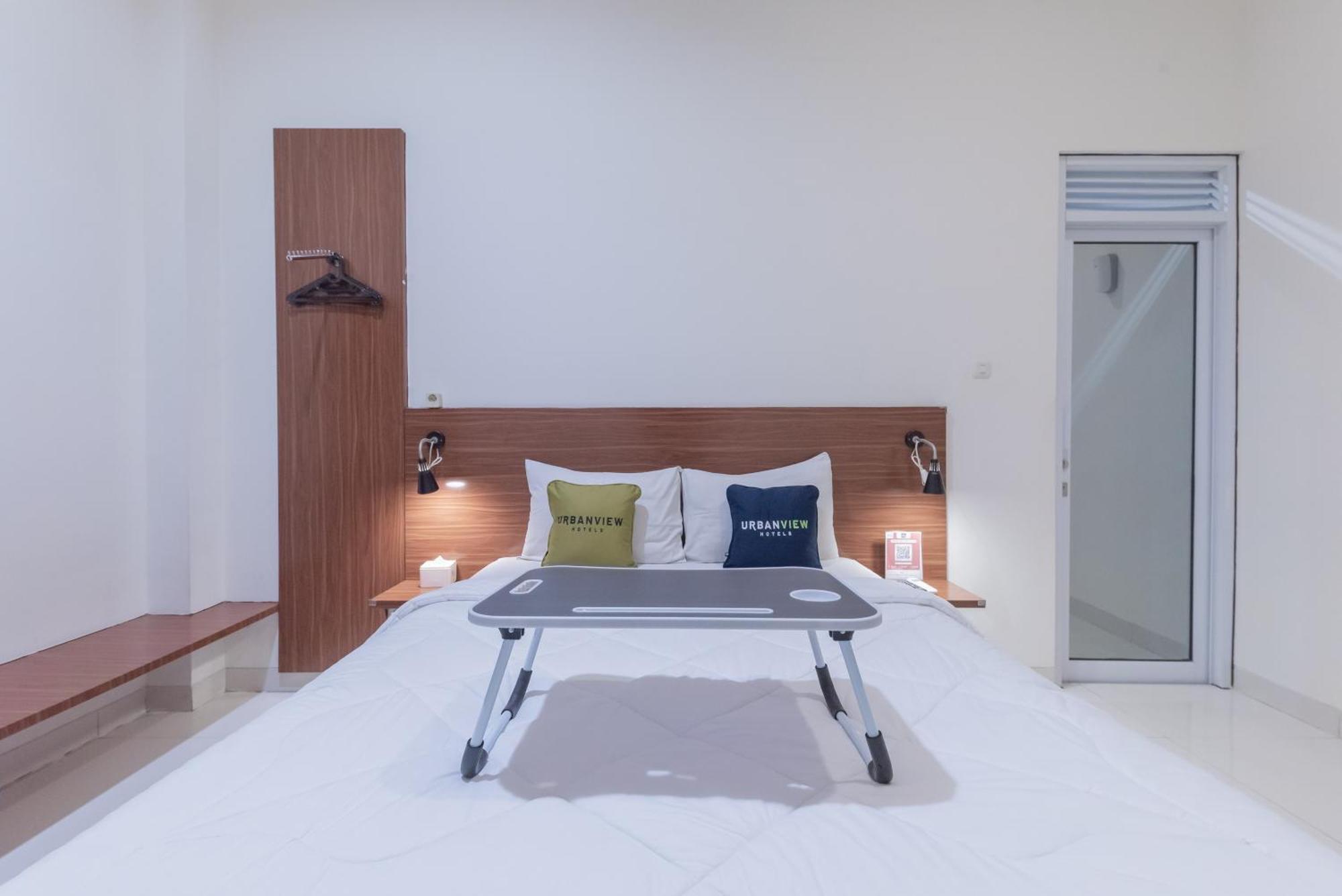 Urbanview Darmo Residence Μπαντούνγκ Εξωτερικό φωτογραφία